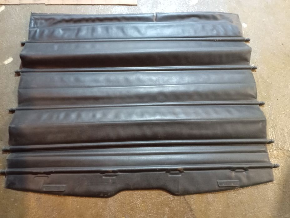 Шторка багажника пассат Б3, Б4 универсал