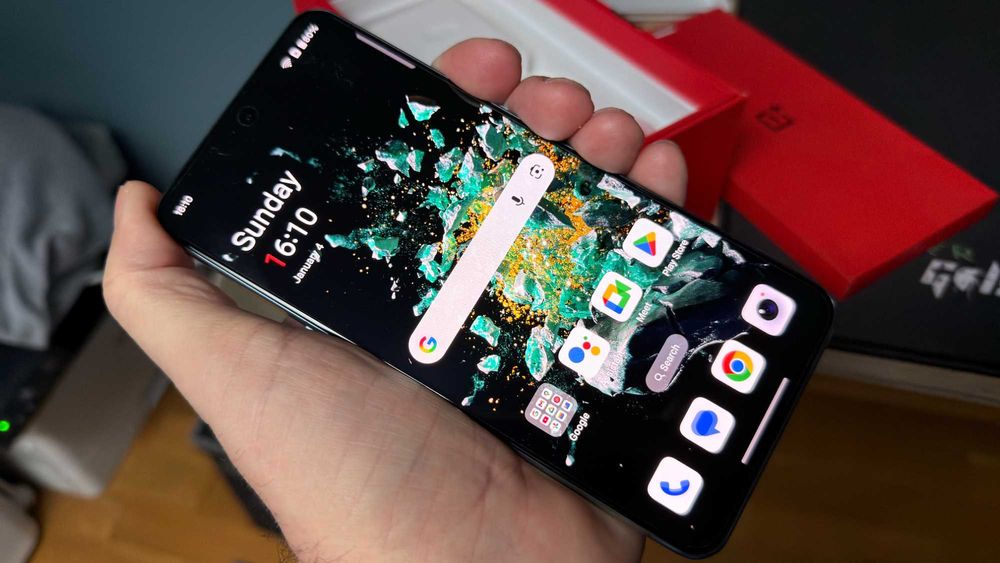 Vând telefon OnePlus 10T ca nou, cutie originală, 256GB, 16GB RAM