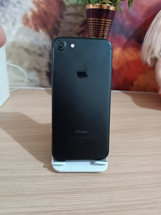 Продам айфон 7 на 256g