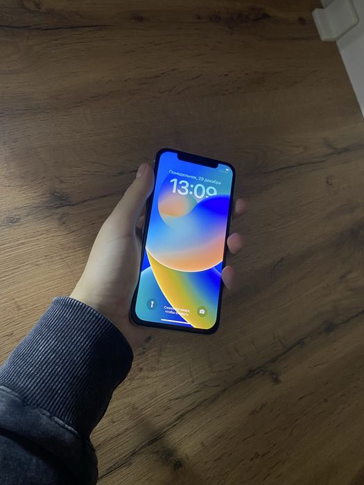 Apple Iphone X /64Gb/100%