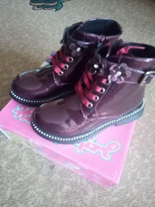 Ботинки для девочки