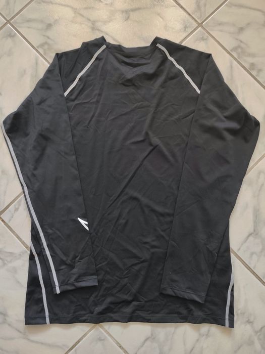 Bluză Nike mânecă lungă neagră Dry-Fit mărime XL fit L