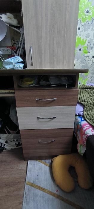 Продам письменный стол