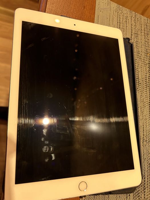 Ipad pro 32гб серый, отличном состоянии