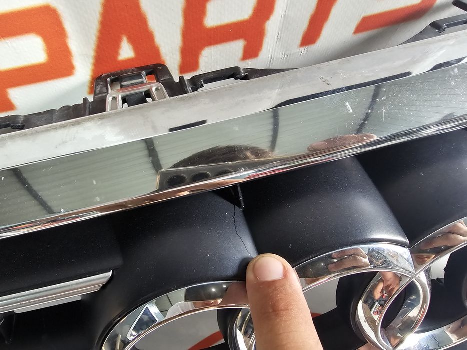 Grila radiator Audi A6 4K cod 4K0853651C