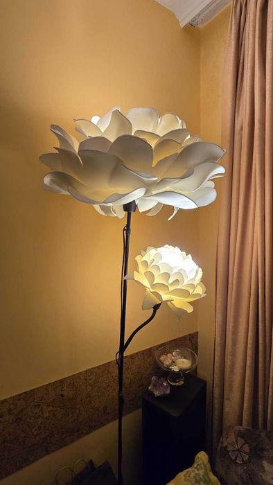 Лампион ръчно декориран роза