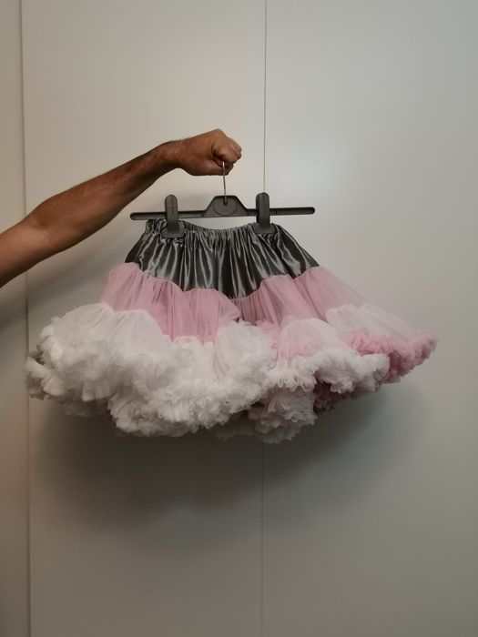 Rochita tulle ,Dolly Model deosebit creat de Regina Margrethe Danemarc