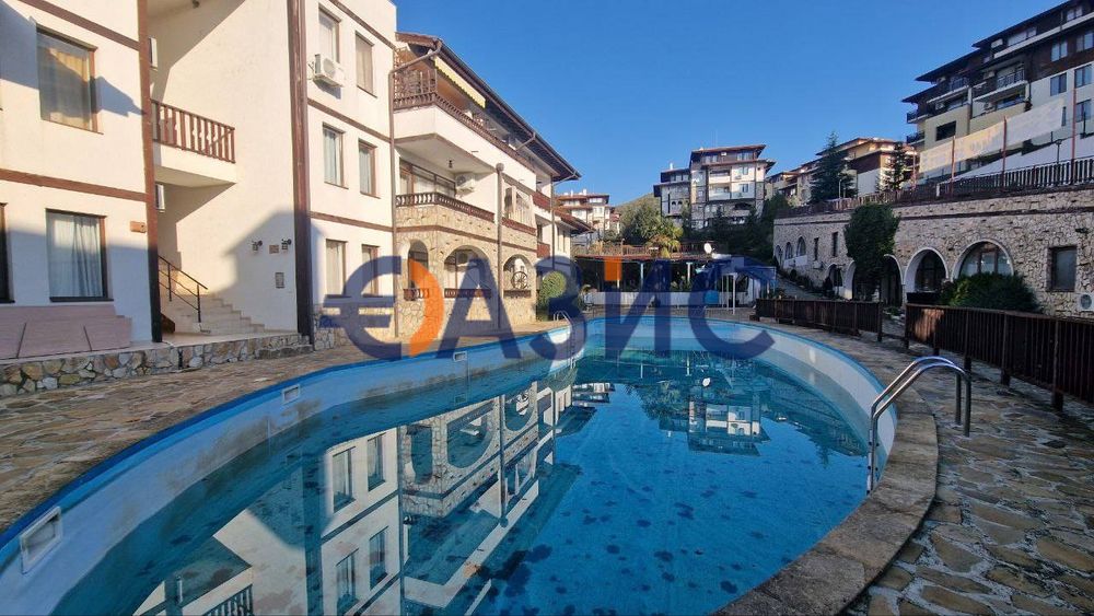 Продава се Двустаен апартамент в Свети Влас - 54 кв.м за 812 €/кв.м - Снимка #11