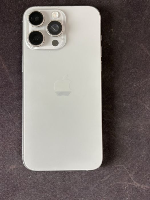IPhone 15 pro max 256 gb