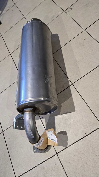 Глушитель на Toyota Land Cruiser