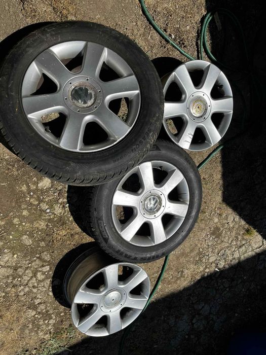 Продавам джанти с гуми