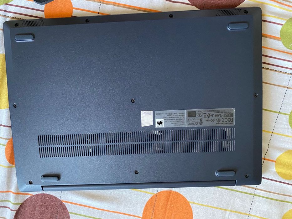 LENOVO UltraSlim IdeaPad 3