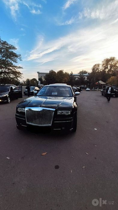 Chrysler-300C Sport