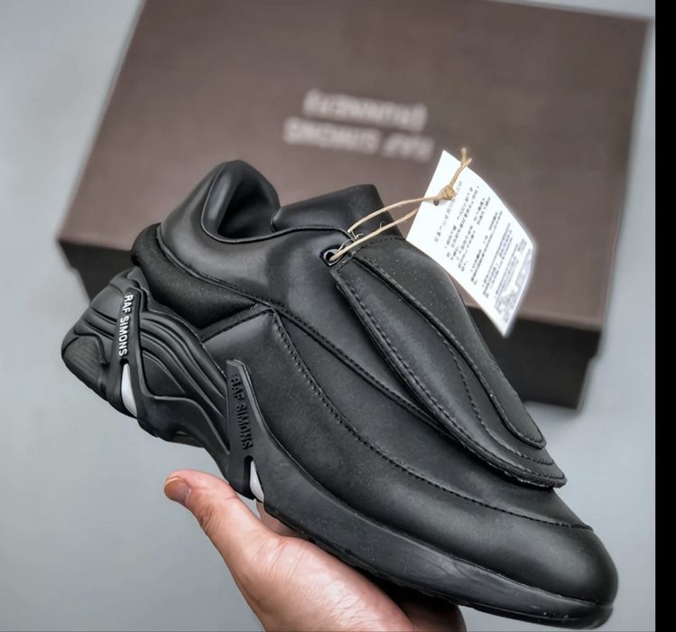 Продам Raf Simons Antei черные