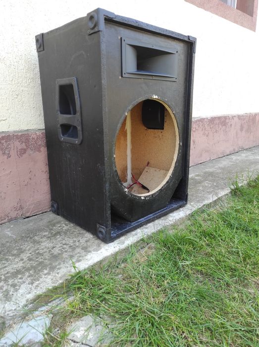 Incinta Boxa 15 inch