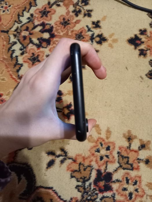 Обменяю айфон хр