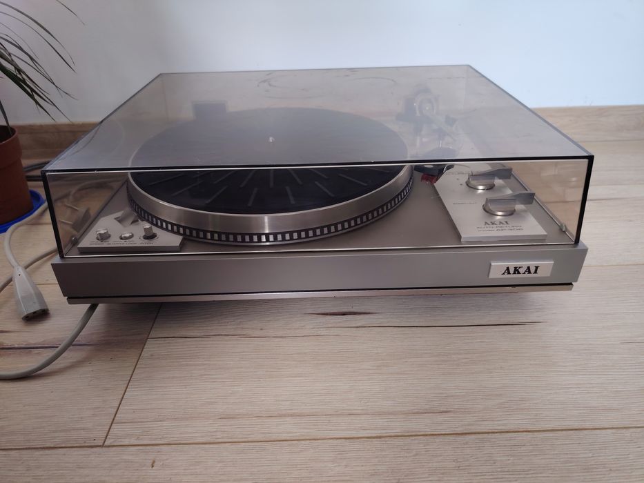 Pick Up Akai AP 306/Direct Drive/Quartz