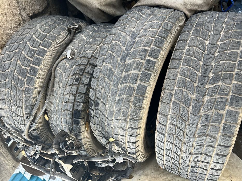 Продам шины 275/70/16