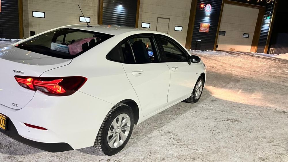 Продам машину срочно