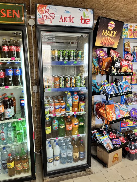 Продам холодильники для магазина