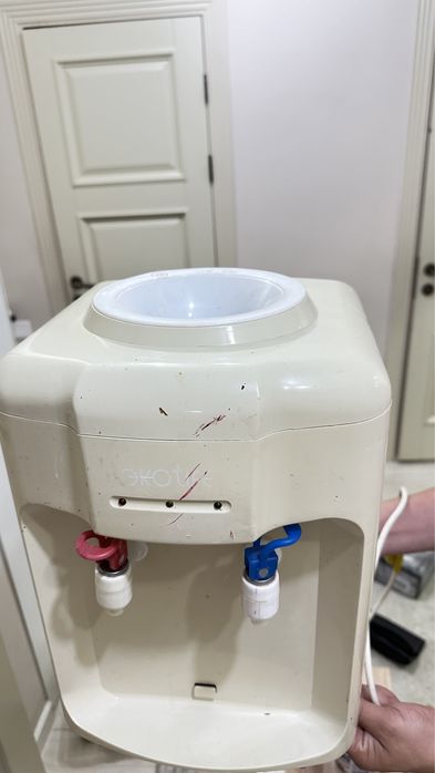 Продам кулер для воды