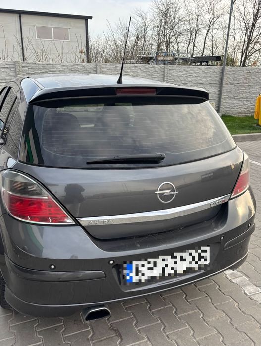 Vând Opel Astra H