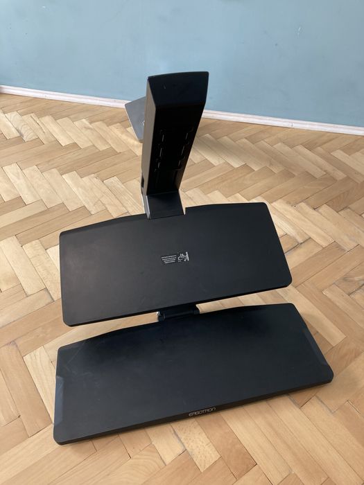 Ergotron WorkFit-A 24-392-026 Стойка за екран профисионална