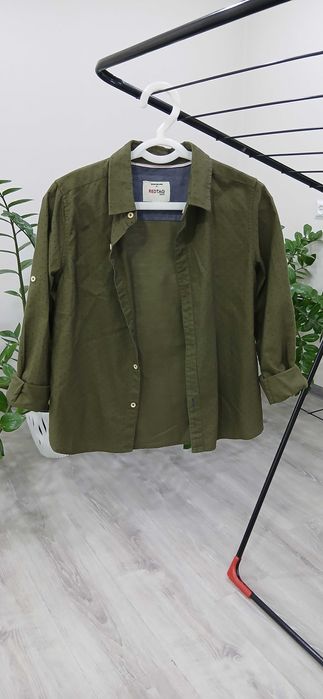 Рубашки на мальчика в хорошем состоянии