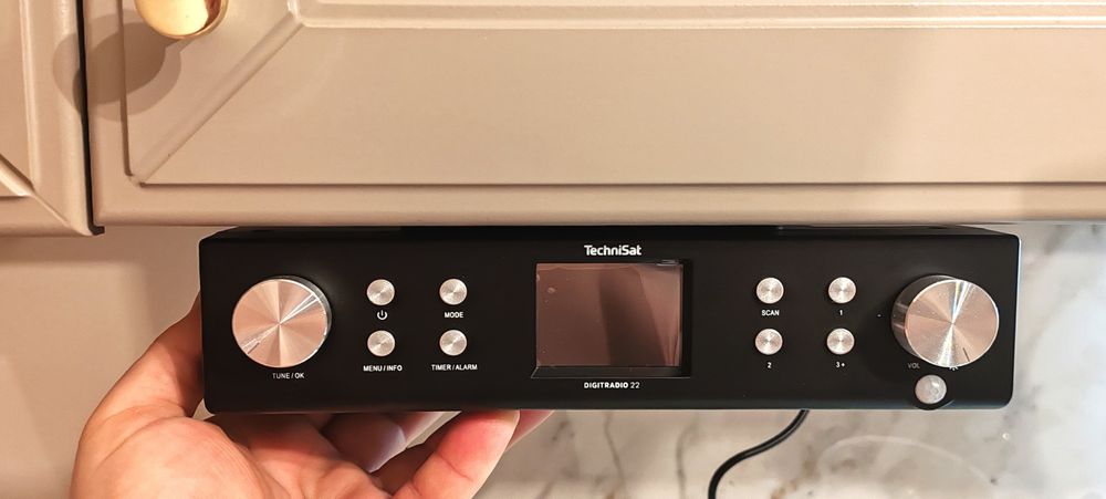 Radio de bucătărie nou Technisat Nemțesc