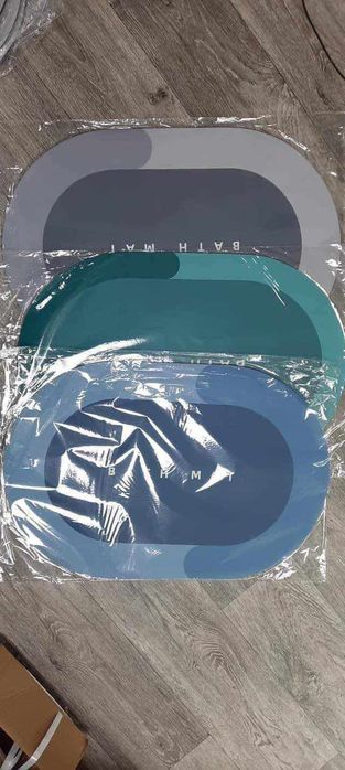 Силно абсорбиращ килим за баня