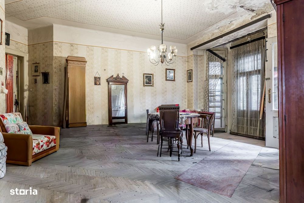 Rezervat Apartament ultracentral cu 4 camere decomandat
