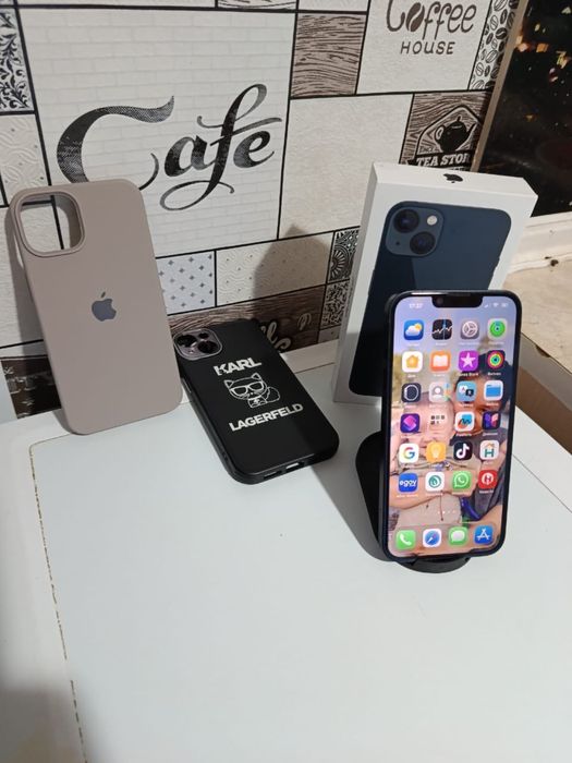 Продам Айфон 13 за 160000