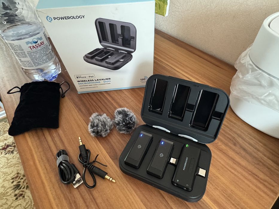 Безпроводной петличный микрофон