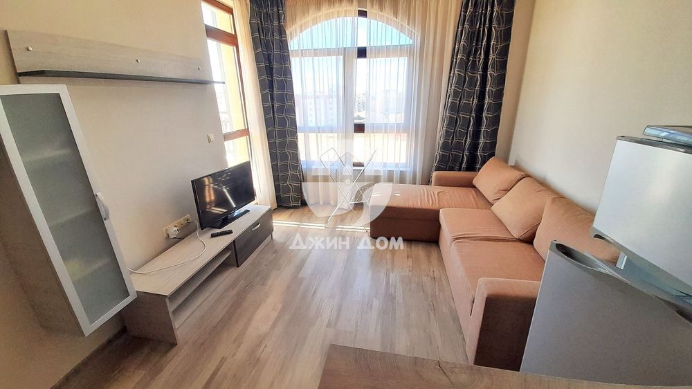 Продава се Двустаен апартамент в Свети Влас - 68 кв.м за 885 €/кв.м - Снимка #1