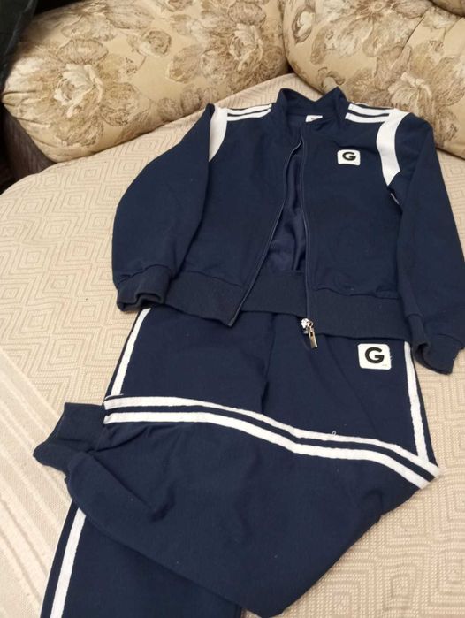 Спортивный костюм