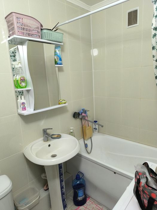 Продам квартиру в Авангард 4 мкр.