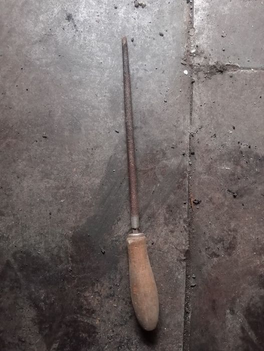 Продам напильники разные