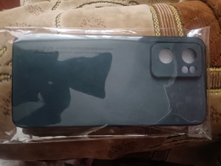 Продается новый чехол на телефон