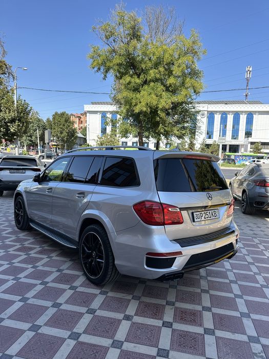 Mersedec Gl500 idealniy sostayaniya 2014