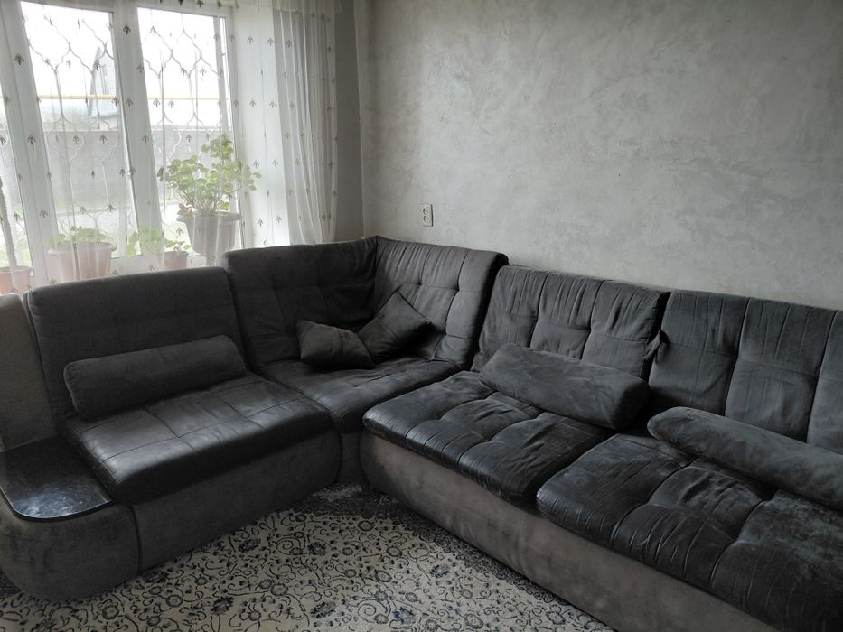 Продам большой диван
