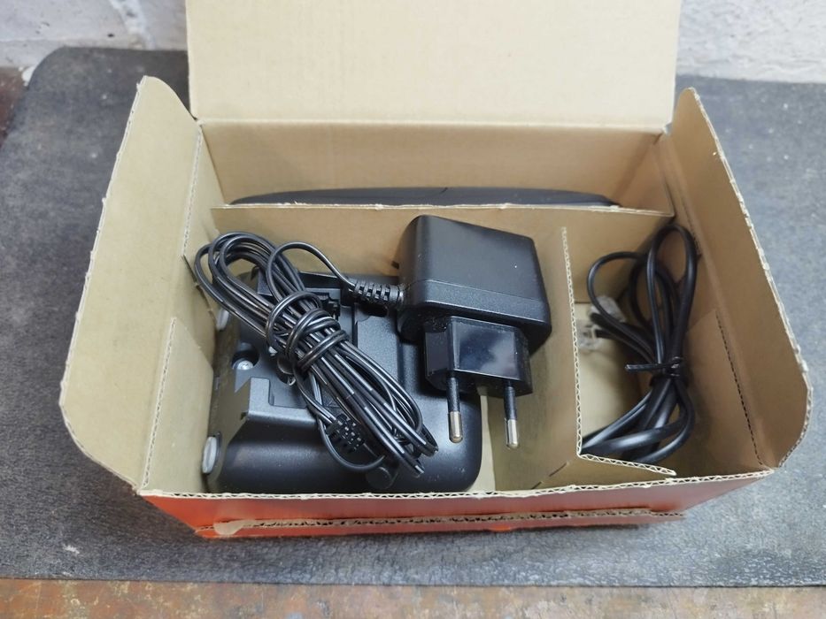 Telefon fix fara fir Gigaset DECT A116 Negru