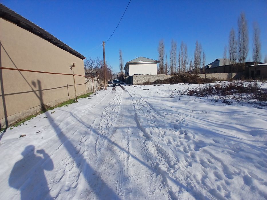 Учаска  сотилади