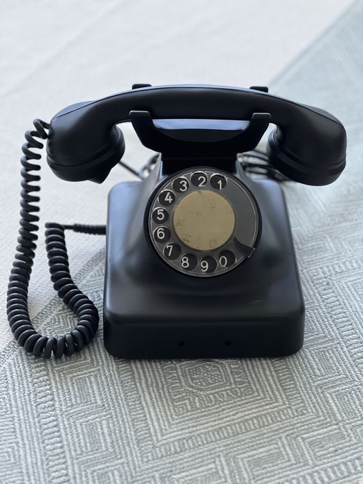 Telefon in stil vintage