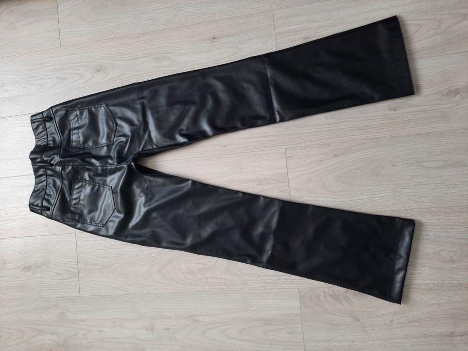 Pantaloni piele M