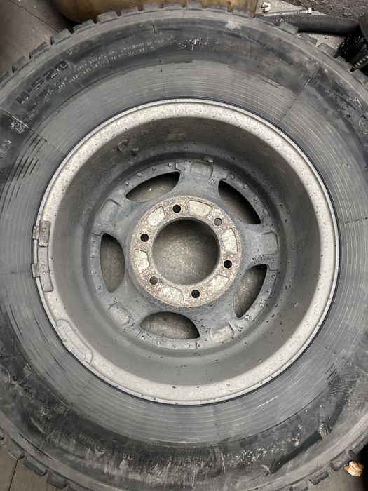 Резина с дисками делика