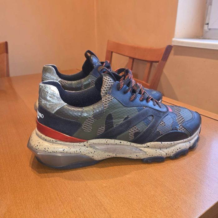 Оригинални Valentino Garavani Bounce