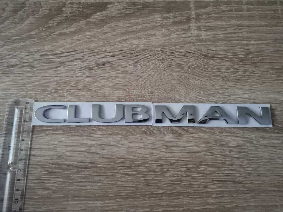 сребриста емблема MINI Cooper Clubman