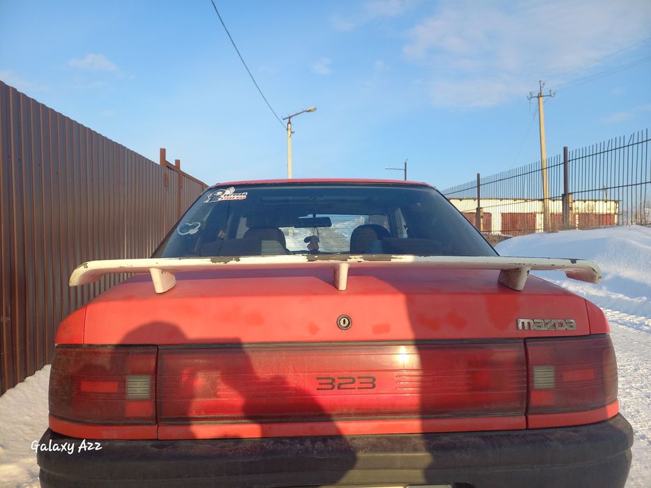 Продам споллер на багажник