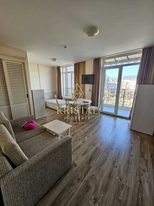 Продава се Двустаен апартамент в к.к. Слънчев бряг - 46 кв.м за 1500 €/кв.м - Снимка #1