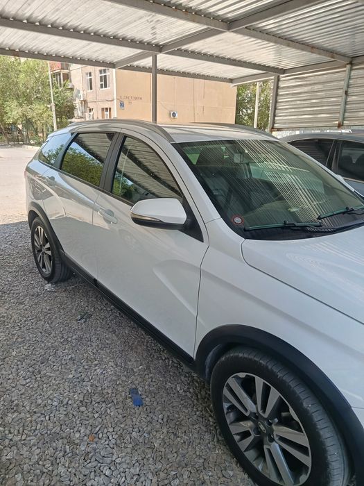 Lada vesta sw cross 1.6 mexanika